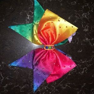 BOWS OF LONDON rainBOW!